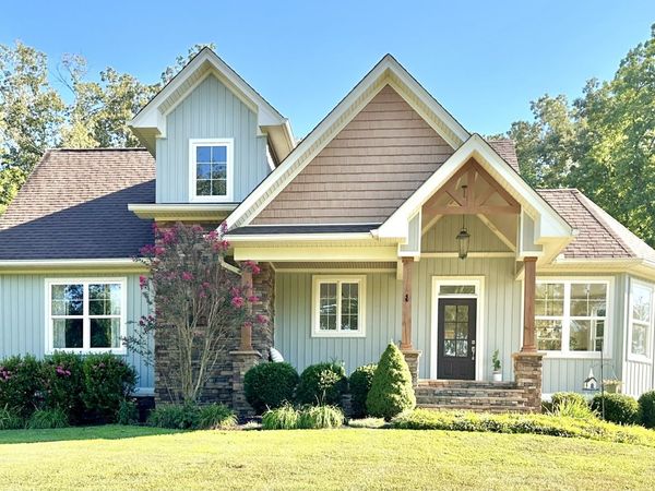 1136 Dimple Rd S, Chapmansboro, TN 37035