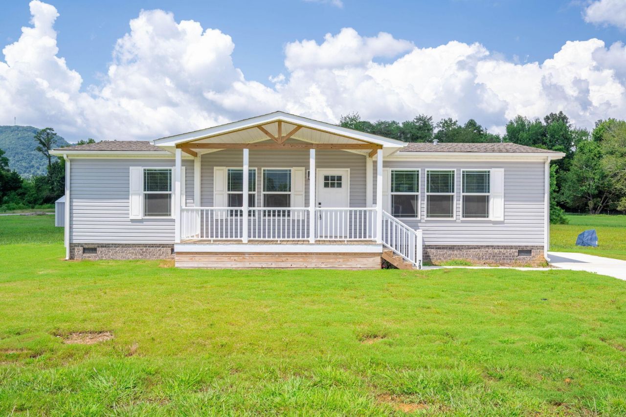 79 Bear Oak Drive, Dunlap, TN 37327 Main Photo