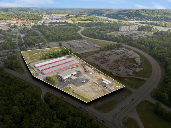 636 N Main St, Ashland City, TN 37015