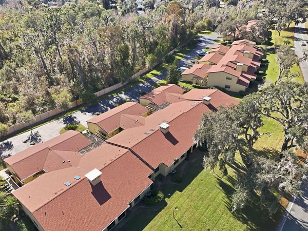 1111 LAKESHORE DRIVE, Unit C4, EUSTIS, FL 32726