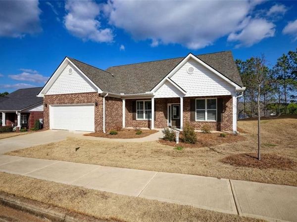 210 Park Place Trail, Social Circle, GA 30025