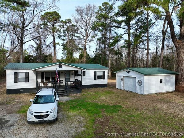 200 Caldonia Lane, Lumberton, NC 28358