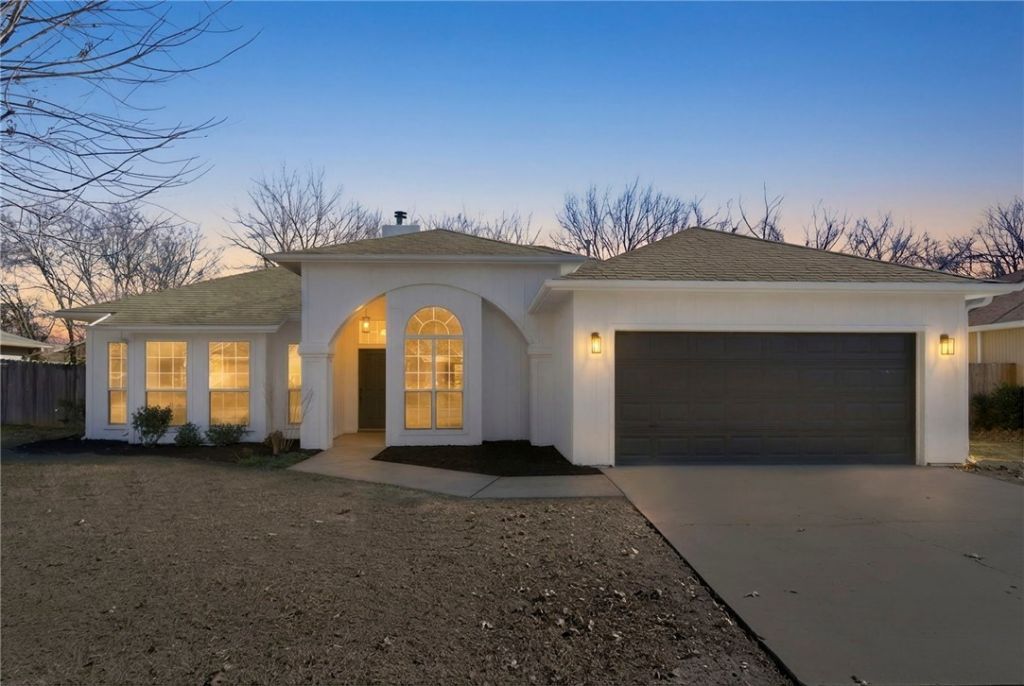 3050 N Pyrite Drive, Fayetteville, AR 72704 Main Photo