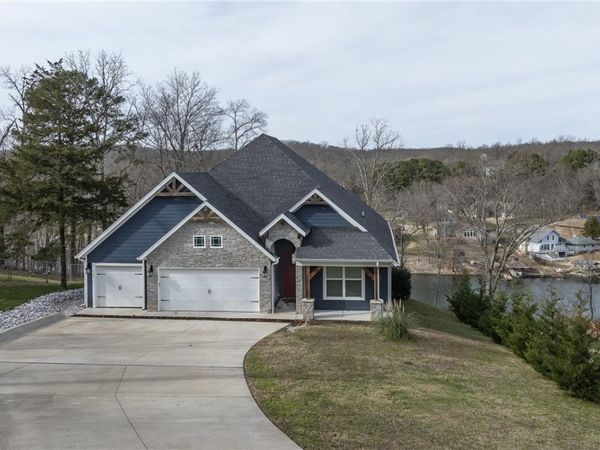 4 Partney Circle, Bella Vista, AR 72715
