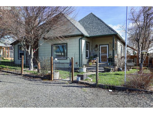 552 NE WILLIAMS ST, Dufur, OR 97021