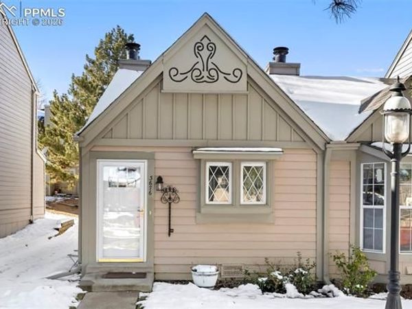3676 Queen Anne Way, Colorado Springs, CO 80917