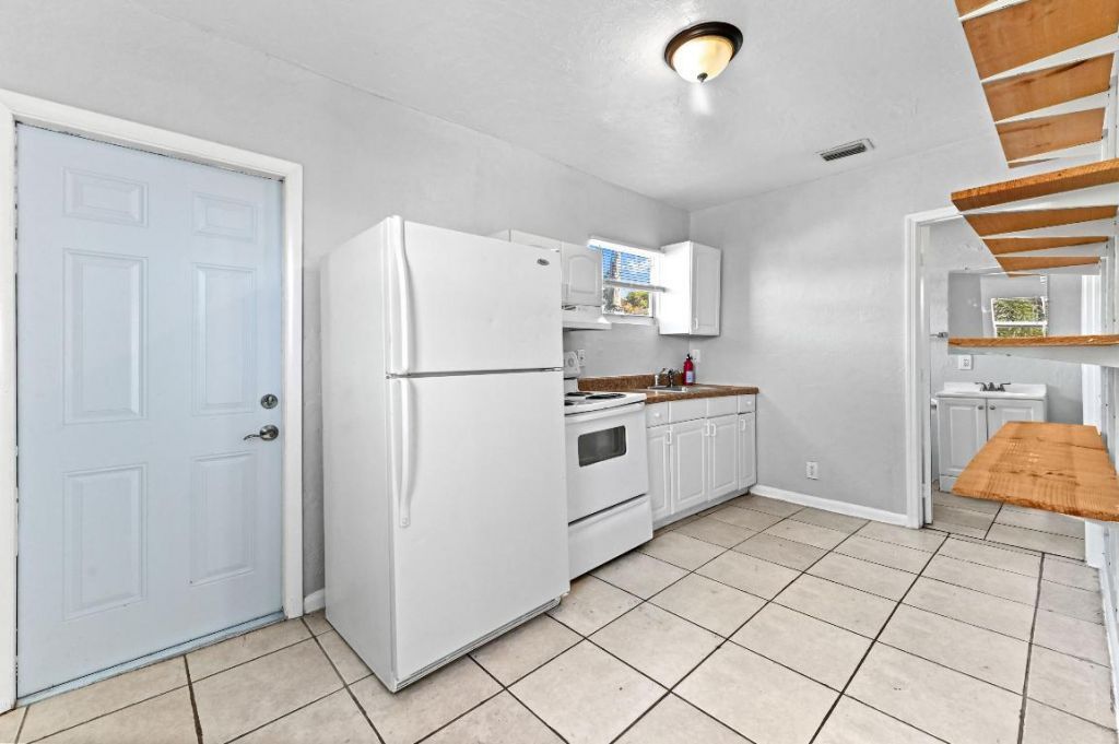 515 Putnam Road, West Palm Beach, FL 33405 Photo