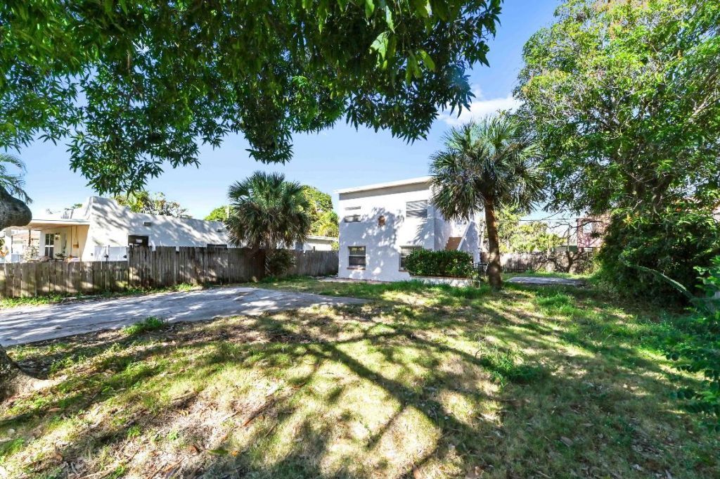 515 Putnam Road, West Palm Beach, FL 33405 Photo