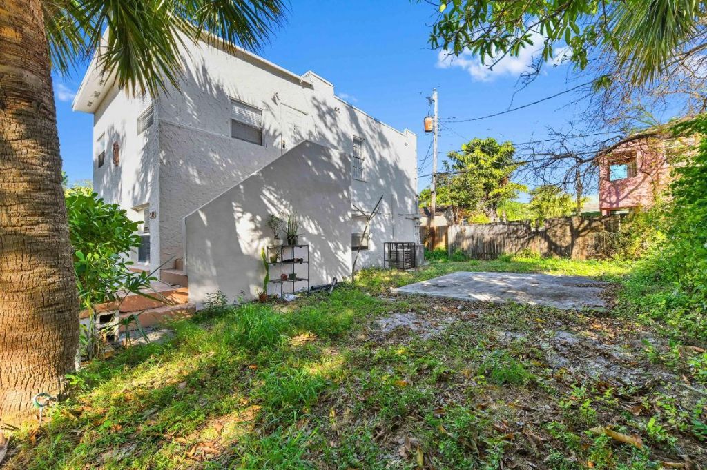 515 Putnam Road, West Palm Beach, FL 33405 Photo