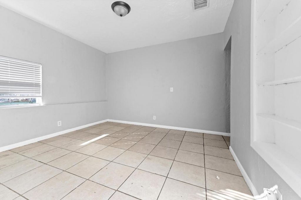 515 Putnam Road, West Palm Beach, FL 33405 Photo