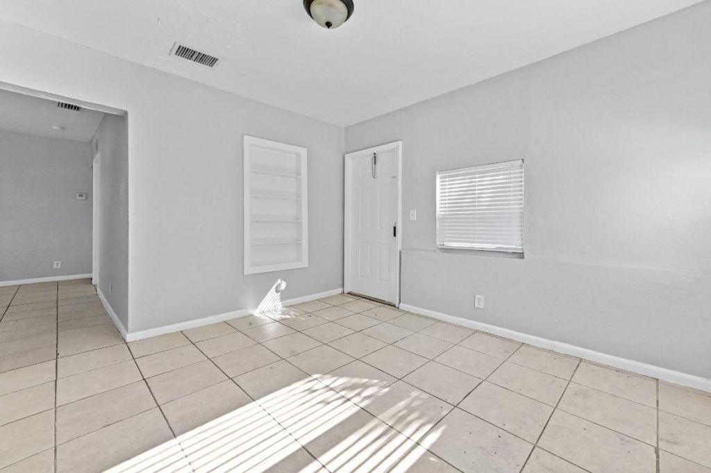 515 Putnam Road, West Palm Beach, FL 33405 Photo
