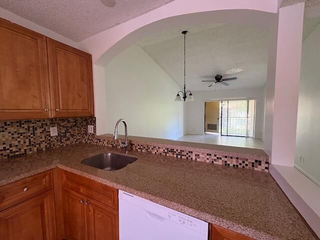 21938 Remsen Terrace, Unit 209, Boca Raton, FL 33433 Photo