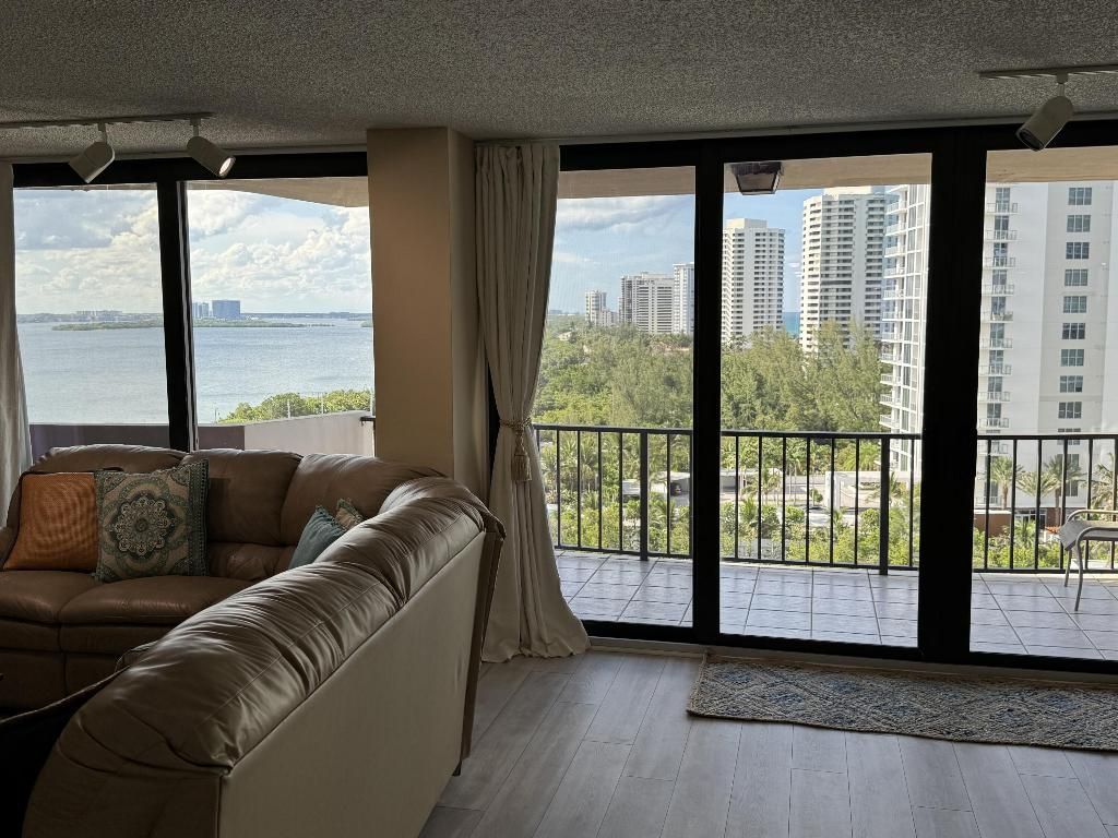 4200 N Ocean Drive, Unit 2-1101, Singer Island, FL 33404 Photo