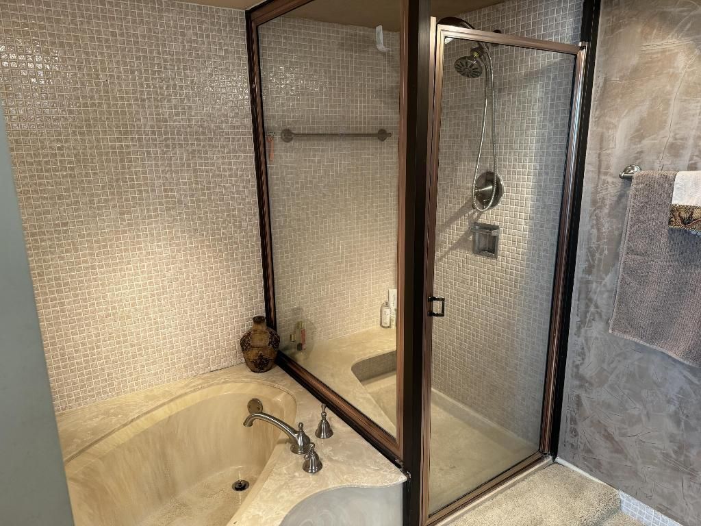 4200 N Ocean Drive, Unit 2-1101, Singer Island, FL 33404 Photo