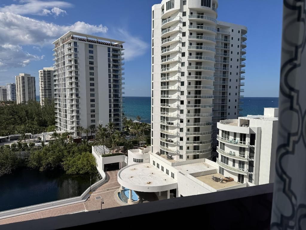 4200 N Ocean Drive, Unit 2-1101, Singer Island, FL 33404 Photo