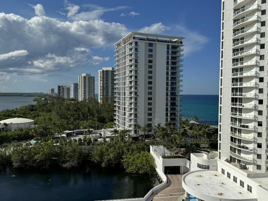 4200 N Ocean Drive, Unit 2-1101, Singer Island, FL 33404 Photo