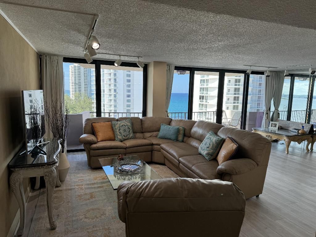 4200 N Ocean Drive, Unit 2-1101, Singer Island, FL 33404 Photo