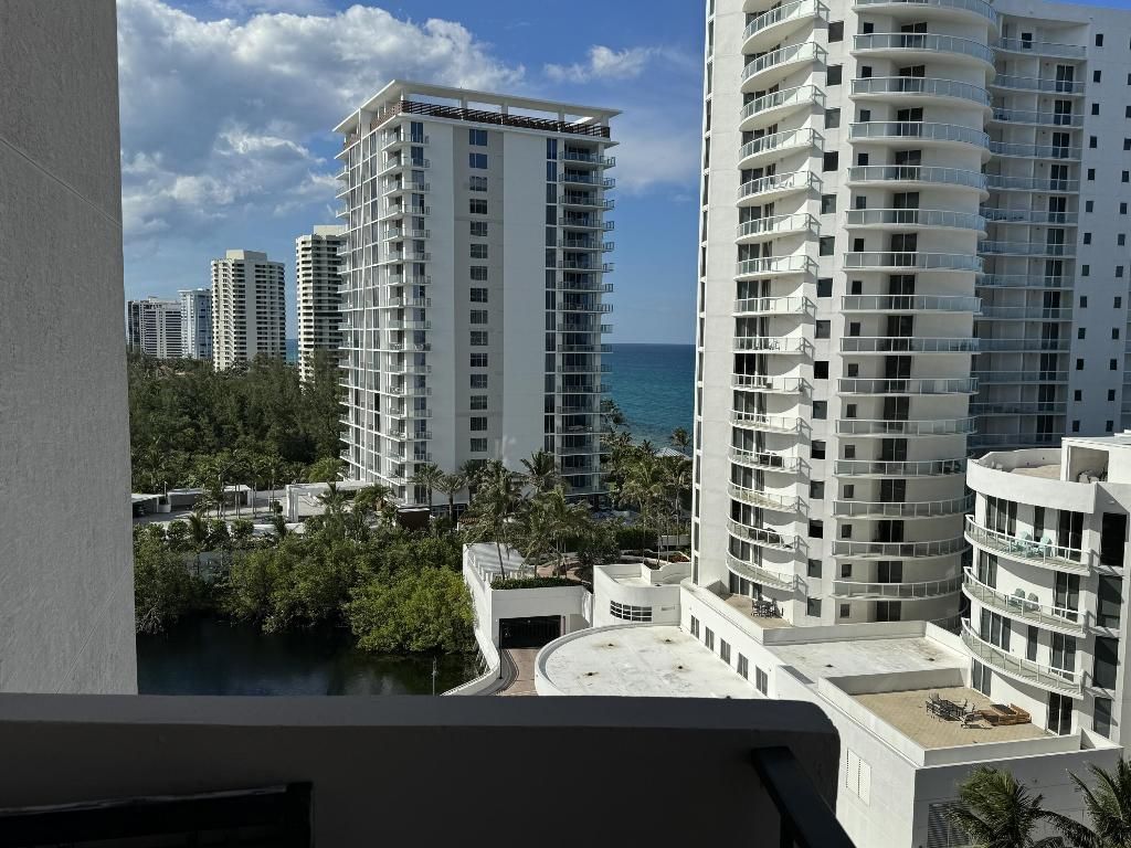 4200 N Ocean Drive, Unit 2-1101, Singer Island, FL 33404 Photo