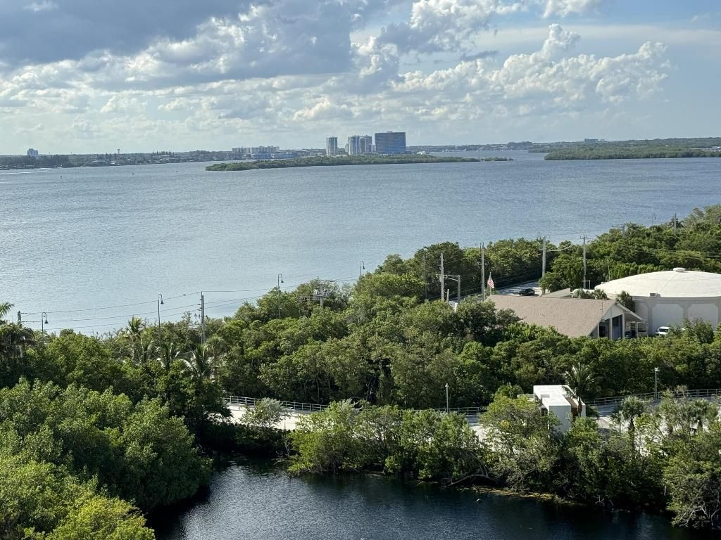 4200 N Ocean Drive, Unit 2-1101, Singer Island, FL 33404 Photo