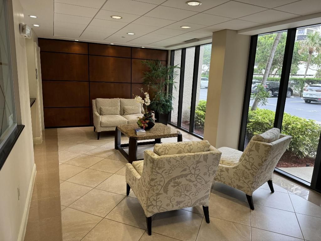 4200 N Ocean Drive, Unit 2-1101, Singer Island, FL 33404 Photo