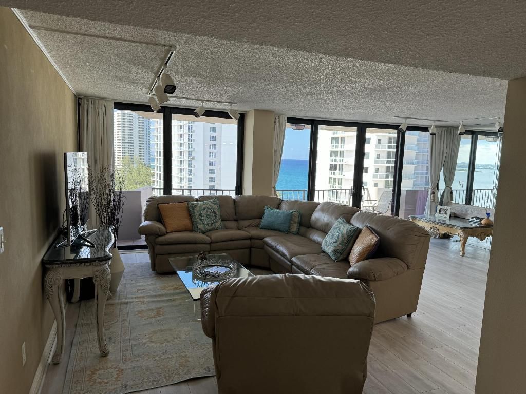 4200 N Ocean Drive, Unit 2-1101, Singer Island, FL 33404 Photo