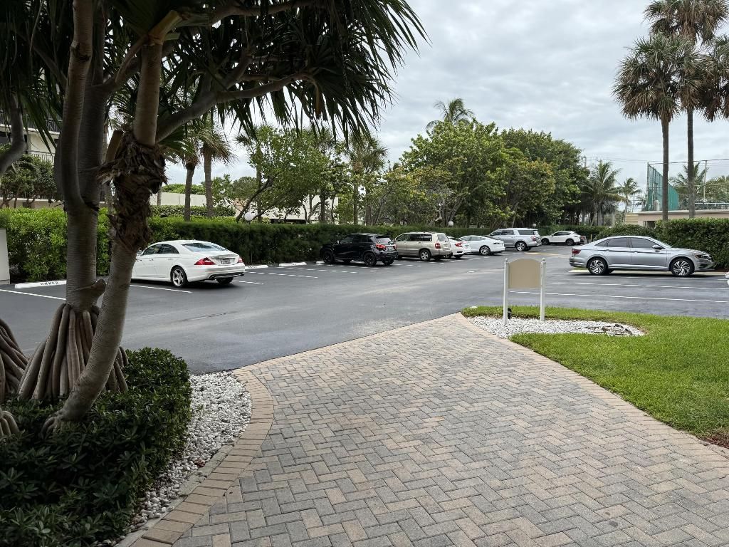 4200 N Ocean Drive, Unit 2-1101, Singer Island, FL 33404 Photo