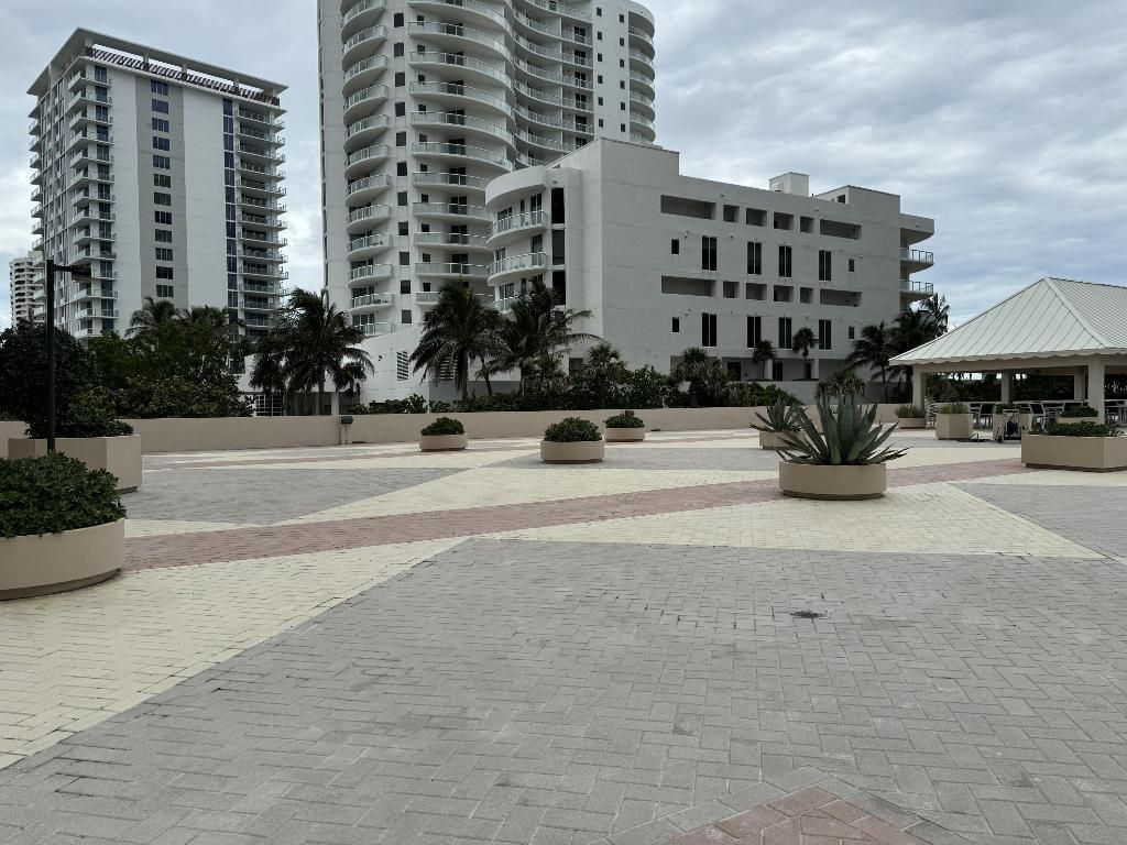 4200 N Ocean Drive, Unit 2-1101, Singer Island, FL 33404 Photo