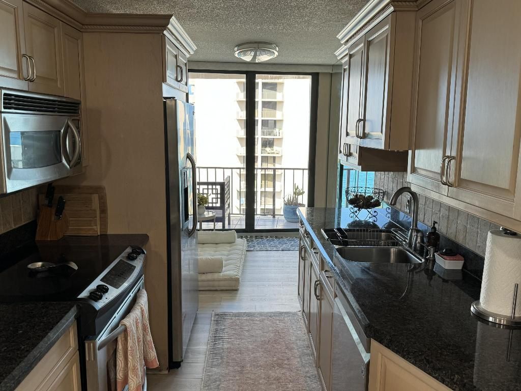 4200 N Ocean Drive, Unit 2-1101, Singer Island, FL 33404 Photo