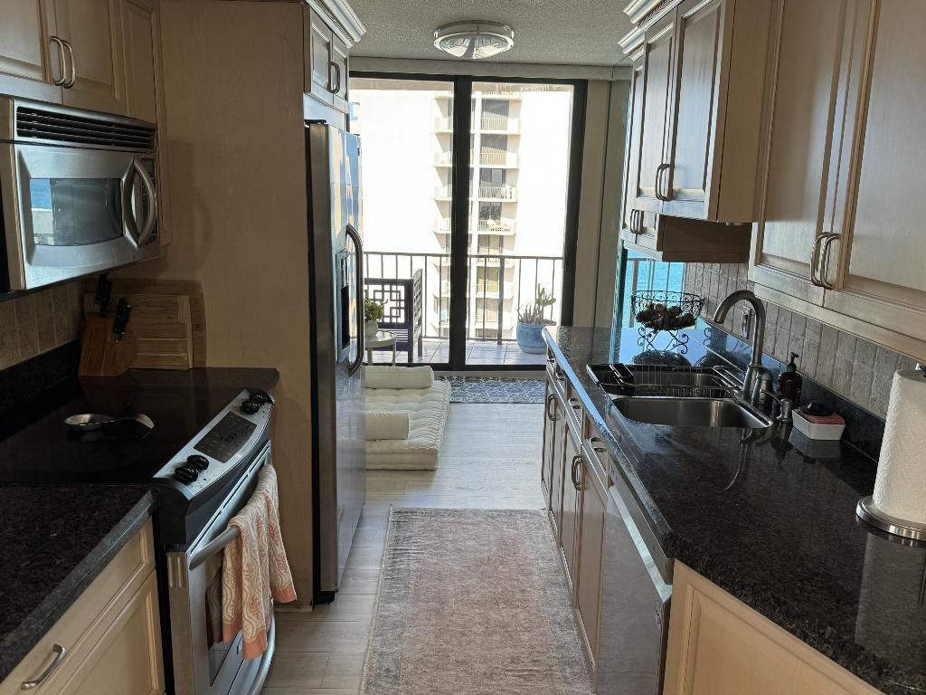 4200 N Ocean Drive, Unit 2-1101, Singer Island, FL 33404 Photo