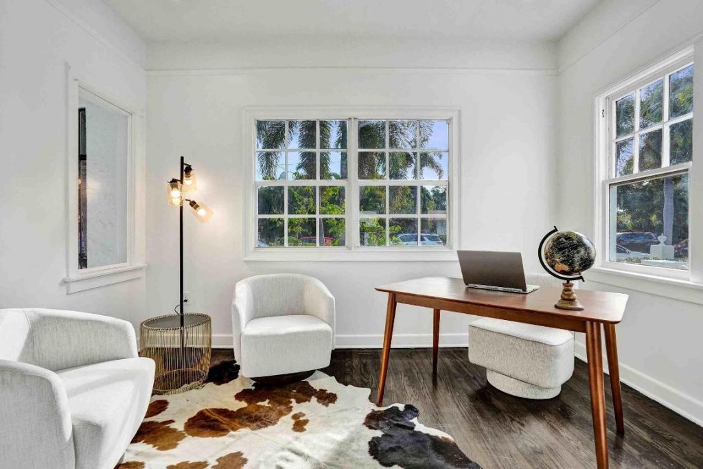 435 35th Street, West Palm Beach, FL 33407 Photo