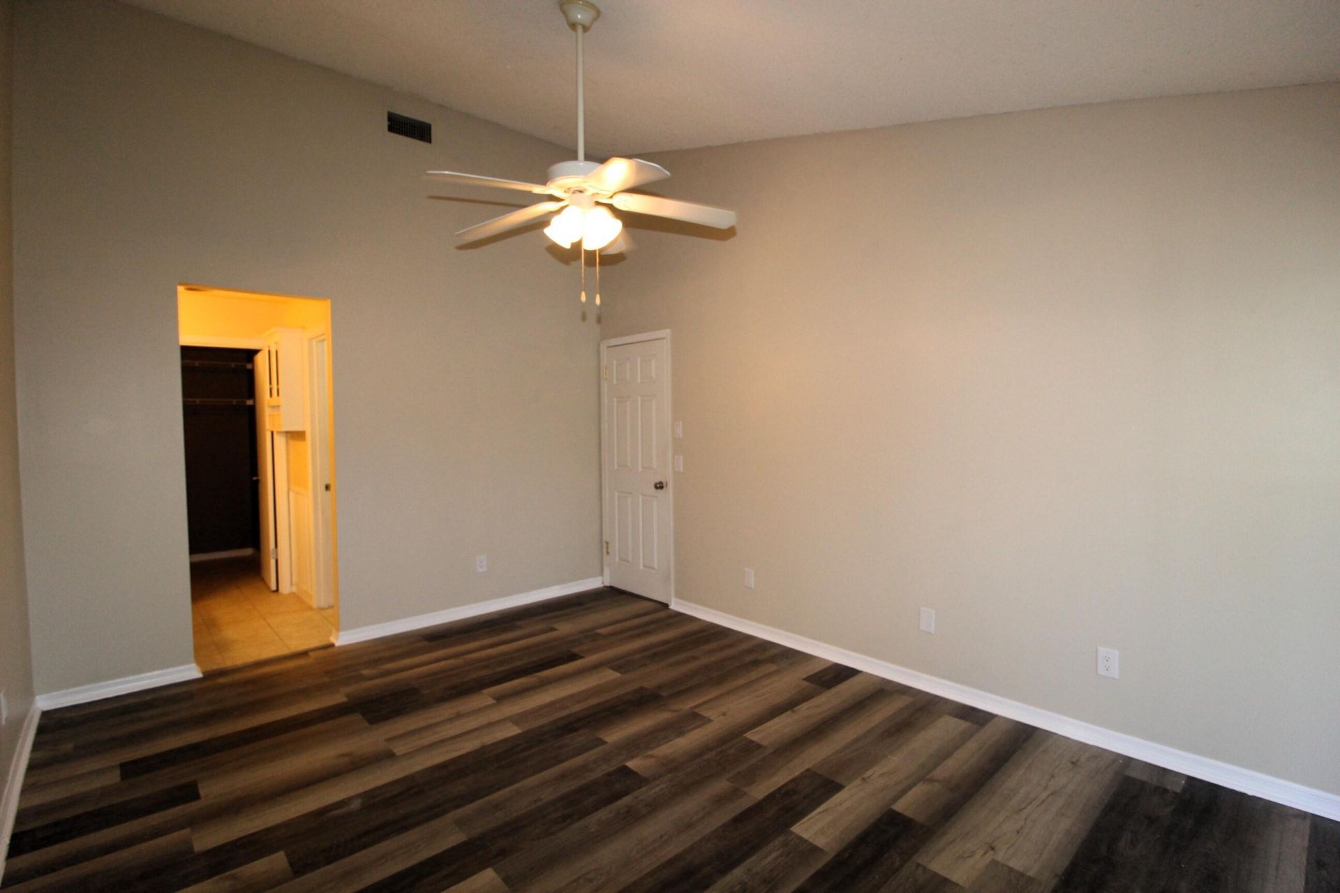 2519 SE Tropical East Circle E, Port Saint Lucie, FL 34952 Photo