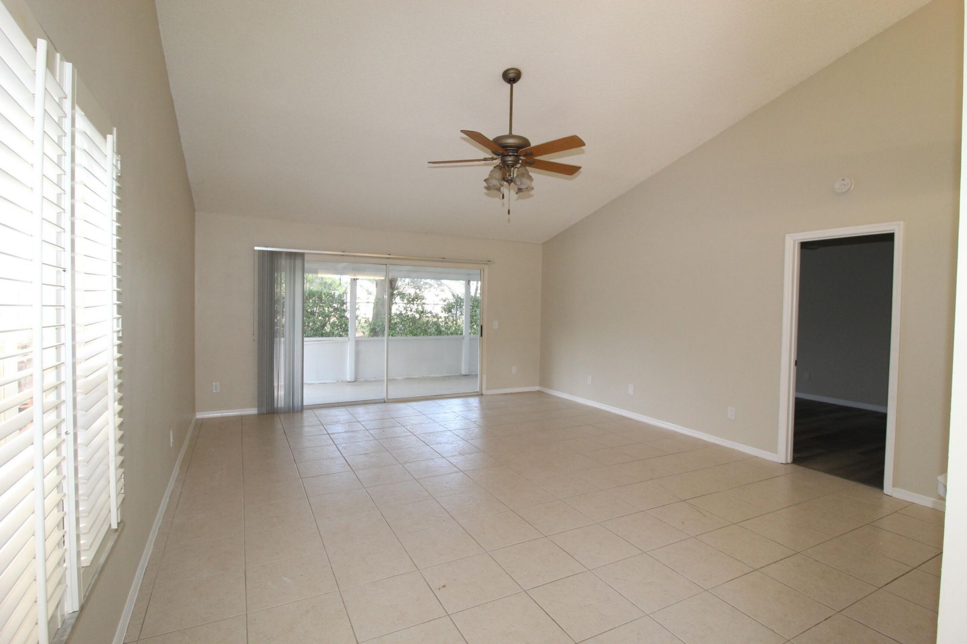 2519 SE Tropical East Circle E, Port Saint Lucie, FL 34952 Photo