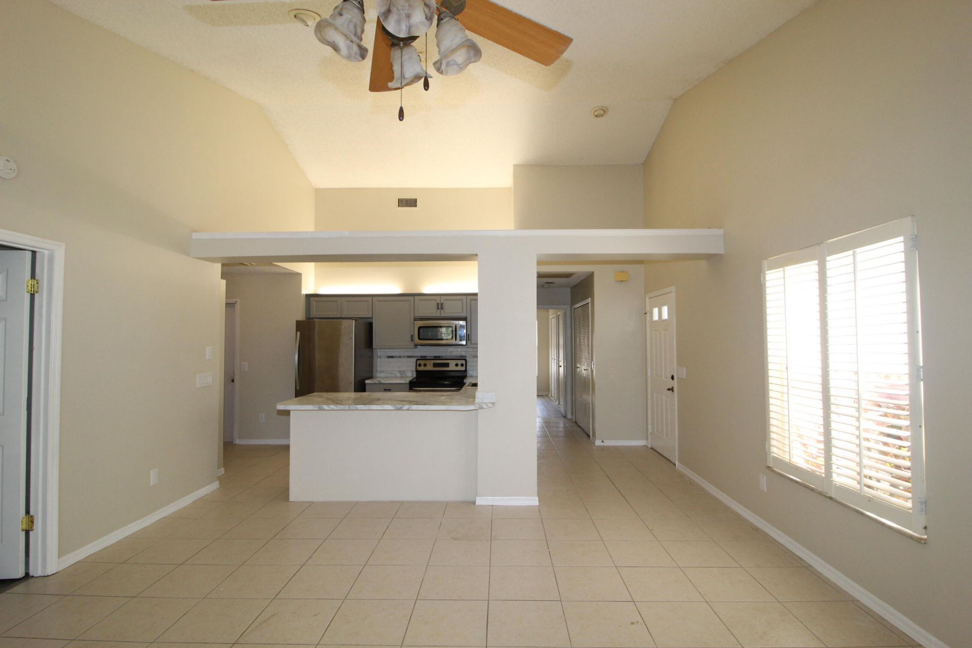 2519 SE Tropical East Circle E, Port Saint Lucie, FL 34952 Photo
