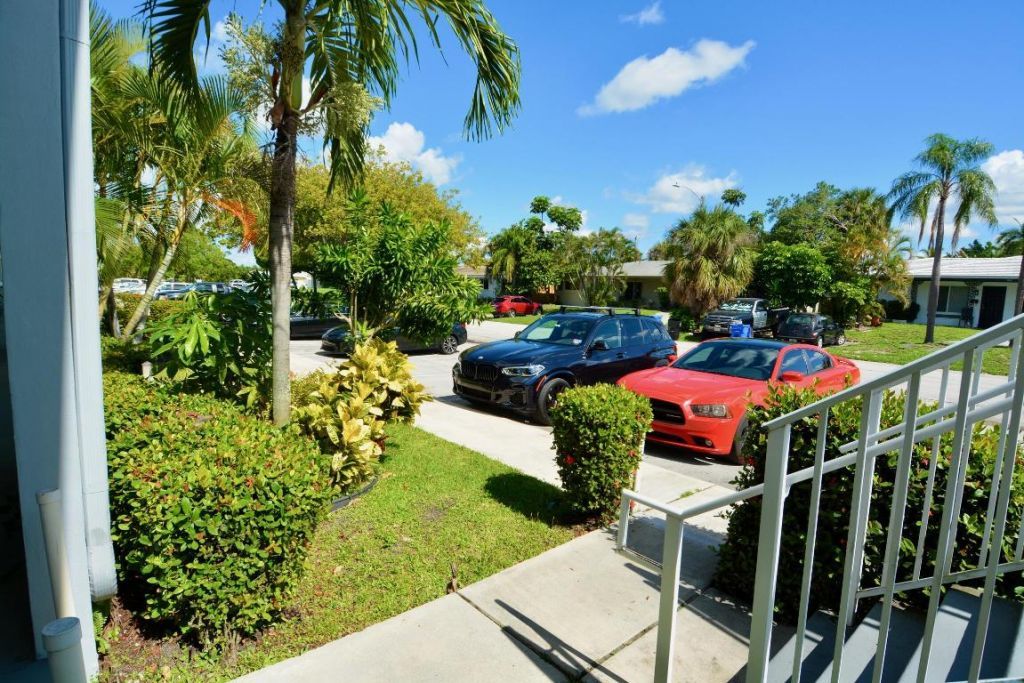 2000 NE 51st Court, Unit 103, Fort Lauderdale, FL 33308 Photo