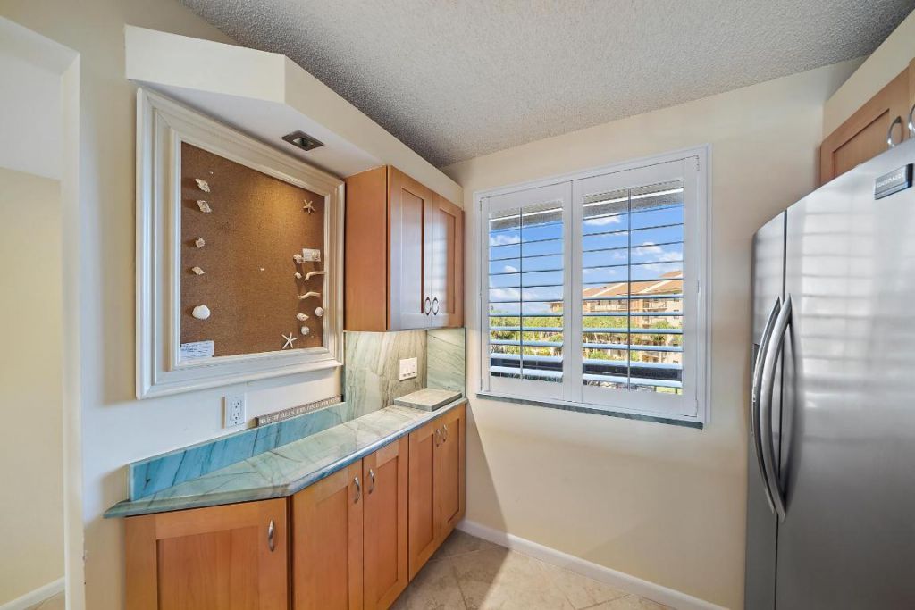 2601 Marina Isle Way, Unit 402, Jupiter, FL 33477 Photo
