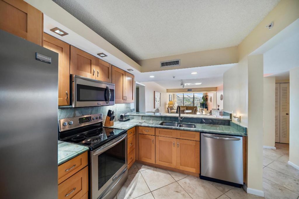 2601 Marina Isle Way, Unit 402, Jupiter, FL 33477 Photo