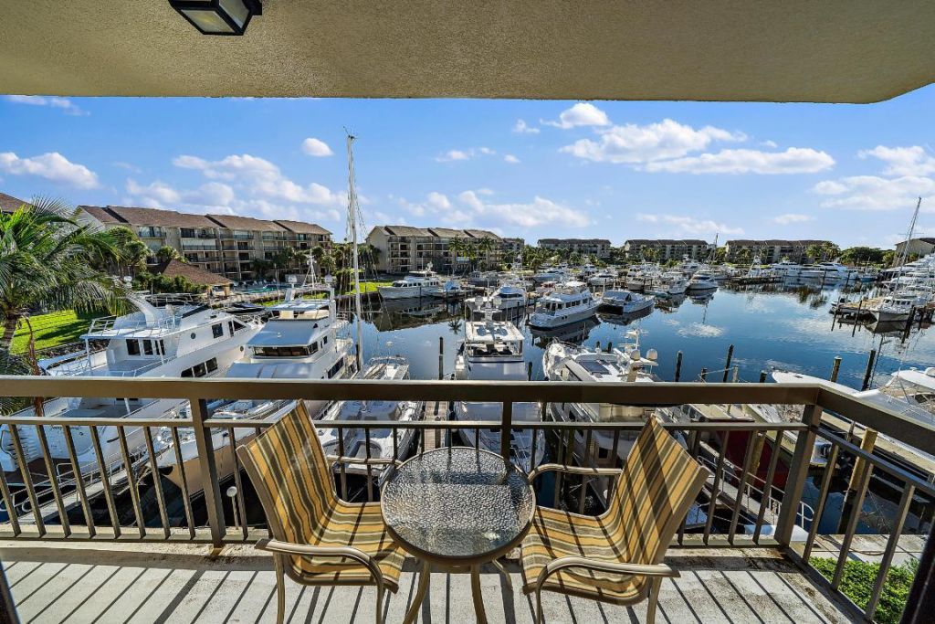 2601 Marina Isle Way, Unit 402, Jupiter, FL 33477 Photo