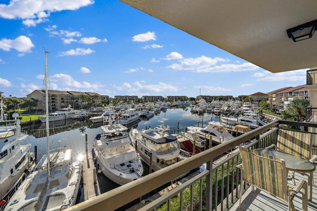 2601 Marina Isle Way, Unit 402, Jupiter, FL 33477 Photo