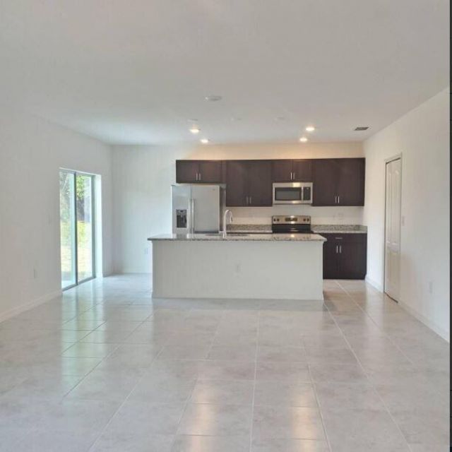 971 SW Nichols Terrace, Port Saint Lucie, FL 34953 Photo