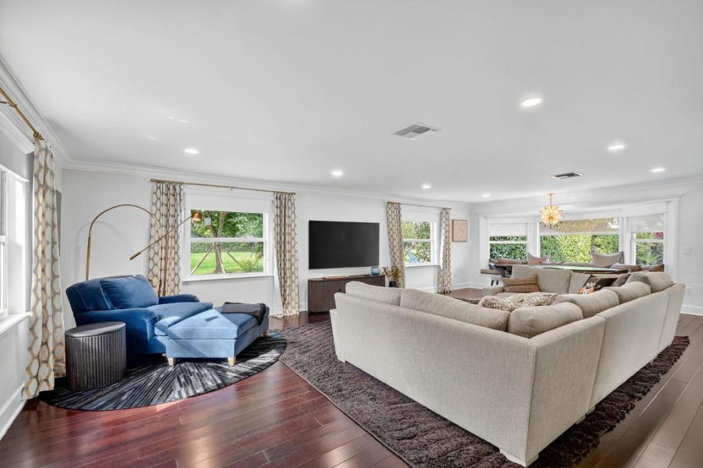 2900 Greenbriar Boulevard, Wellington, FL 33414 Photo