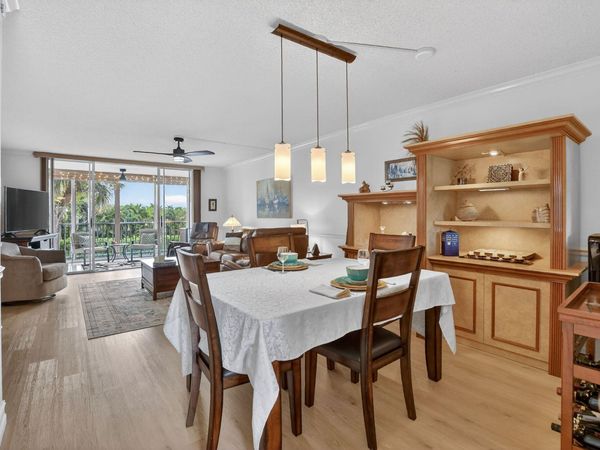 2809 Florida Boulevard, Unit 208, Delray Beach, FL 33483