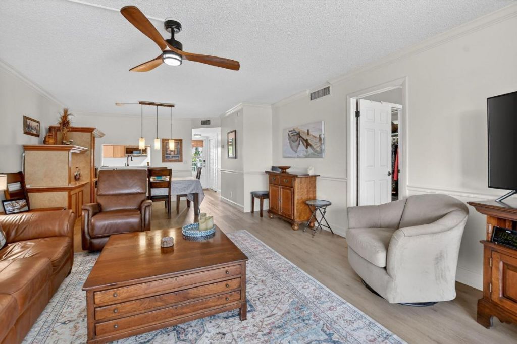 2809 Florida Boulevard, Unit 208, Delray Beach, FL 33483 Photo