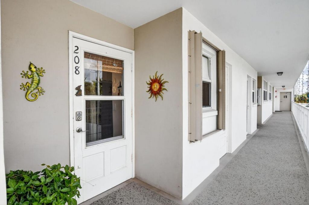 2809 Florida Boulevard, Unit 208, Delray Beach, FL 33483 Photo