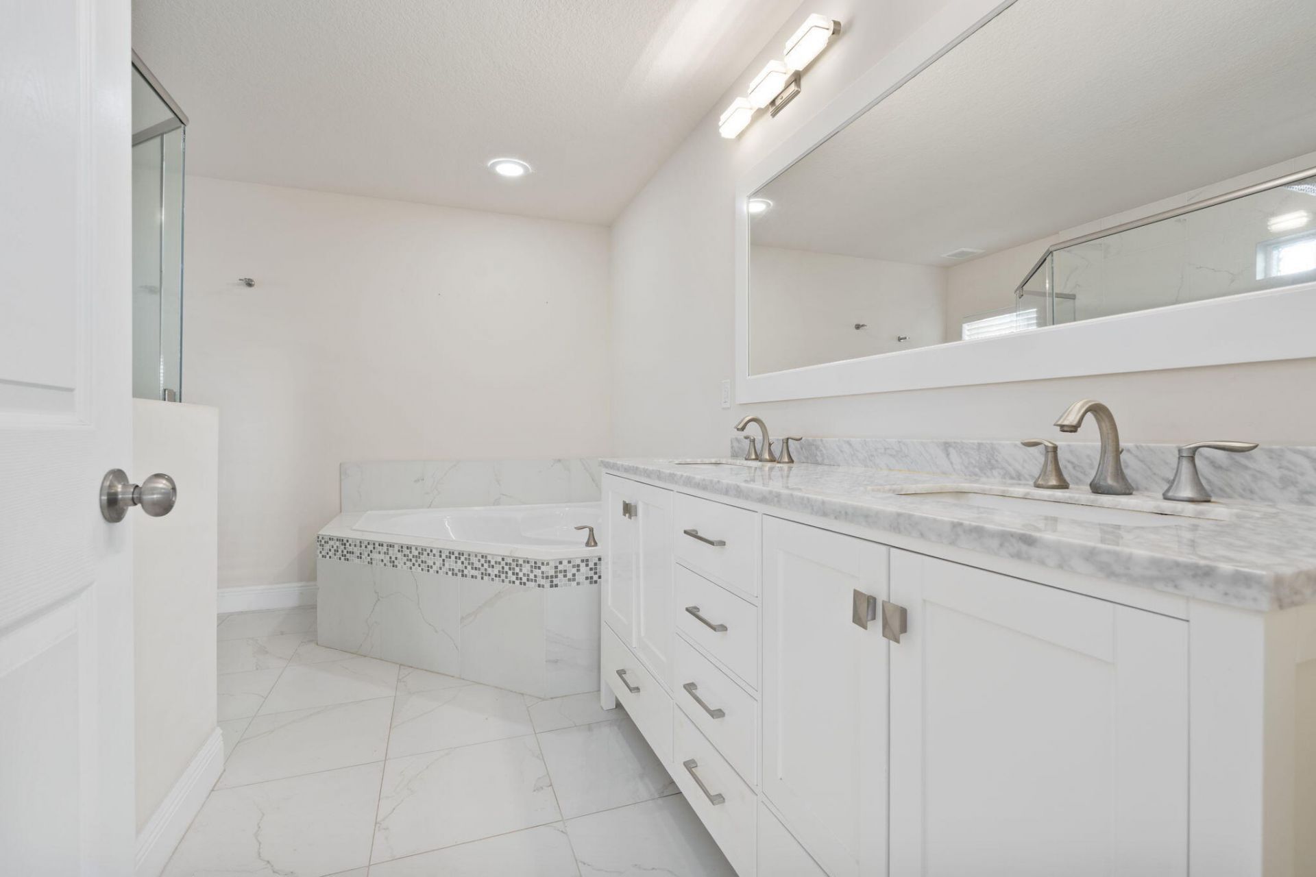 339 SW Winnachee Drive, Stuart, FL 34994 Photo