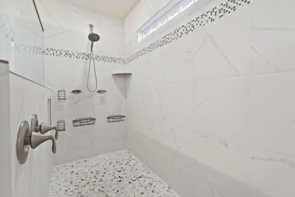 339 SW Winnachee Drive, Stuart, FL 34994 Photo