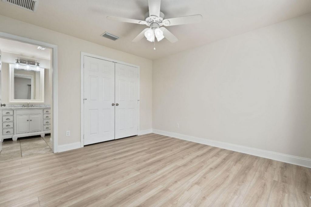 339 SW Winnachee Drive, Stuart, FL 34994 Photo