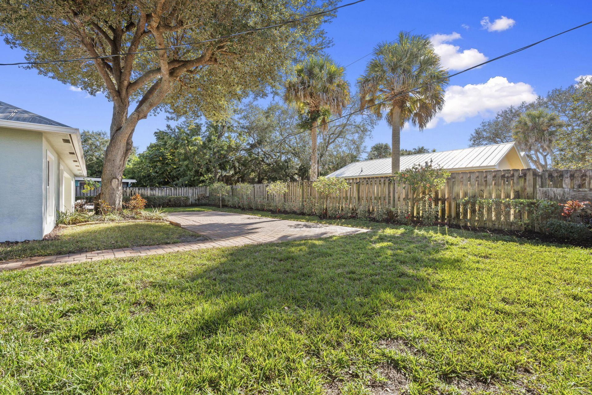 339 SW Winnachee Drive, Stuart, FL 34994 Photo