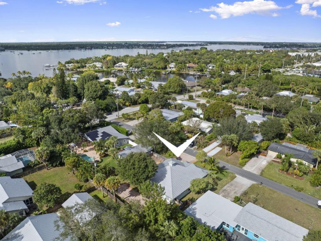 339 SW Winnachee Drive, Stuart, FL 34994 Photo