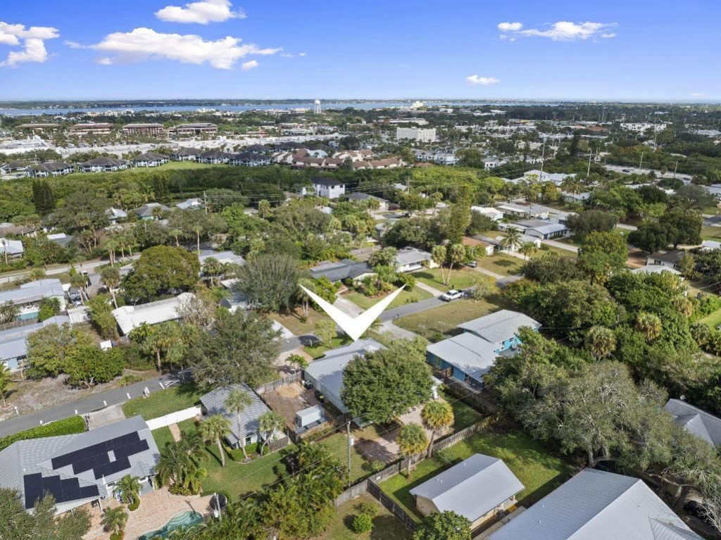 339 SW Winnachee Drive, Stuart, FL 34994 Photo