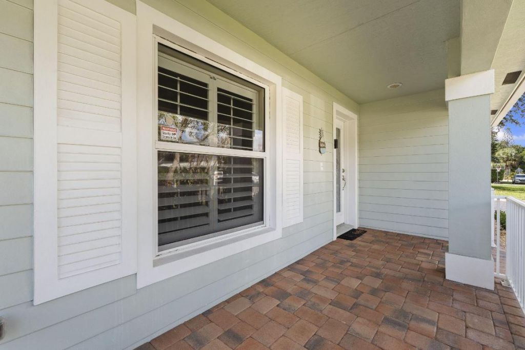 339 SW Winnachee Drive, Stuart, FL 34994 Photo